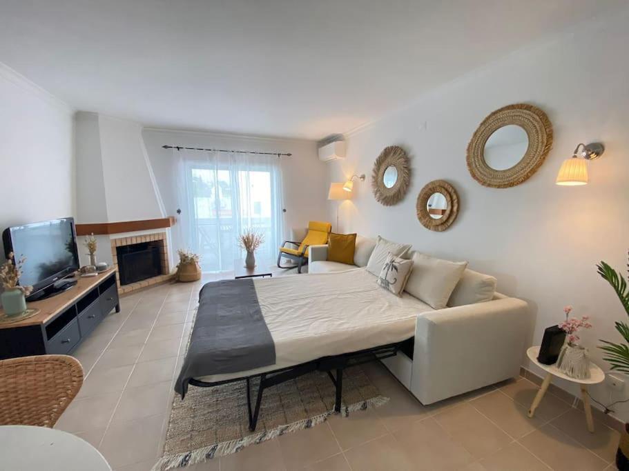 Apartamento Amparo-T2 C/Piscina Carvoeiro  Eksteriør bilde