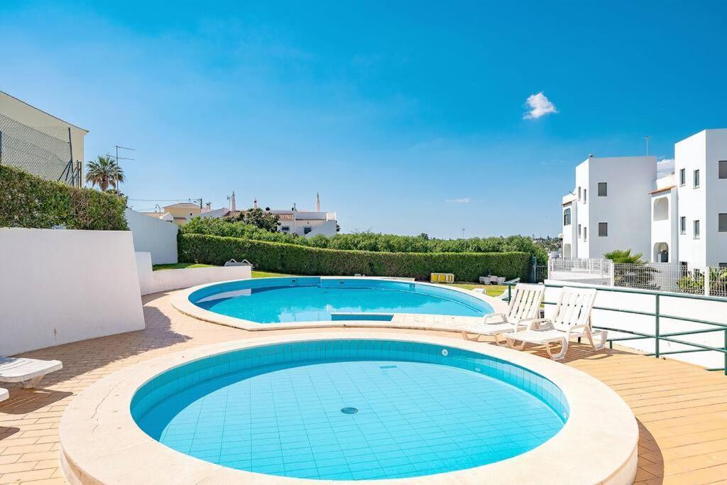 Apartamento Amparo-T2 C/Piscina Carvoeiro  Eksteriør bilde